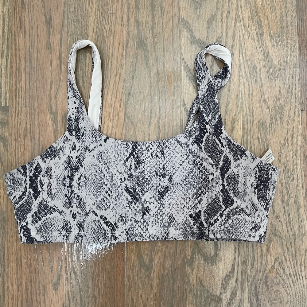 Alo snake print sports bra